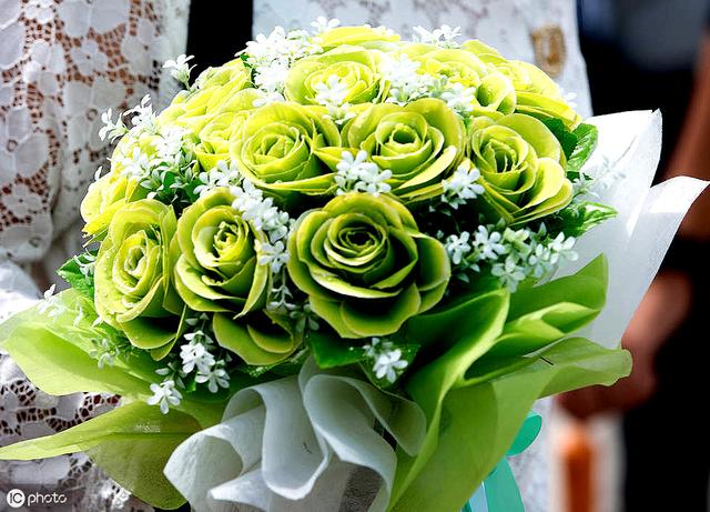 心理测试：你第一眼喜欢哪束花，测出你今生会经历几次婚姻