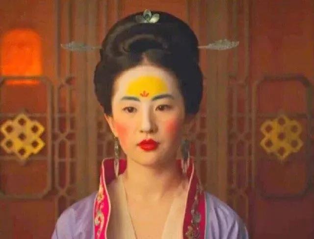 日本古代女人眉毛上的八字